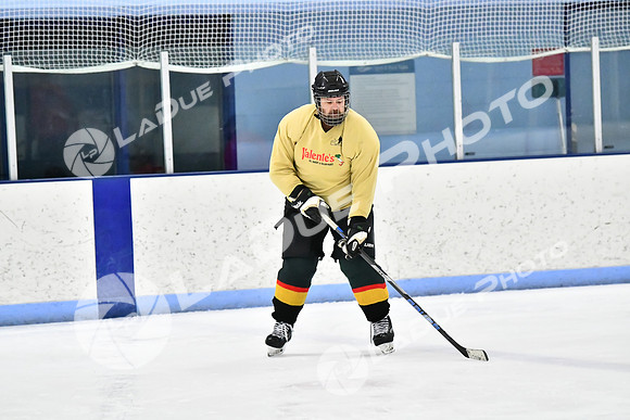 240228_FCHL_D_SticksStones_Valentes033