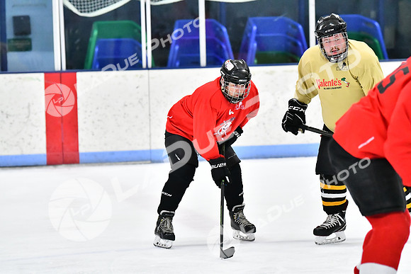 240228_FCHL_D_SticksStones_Valentes124