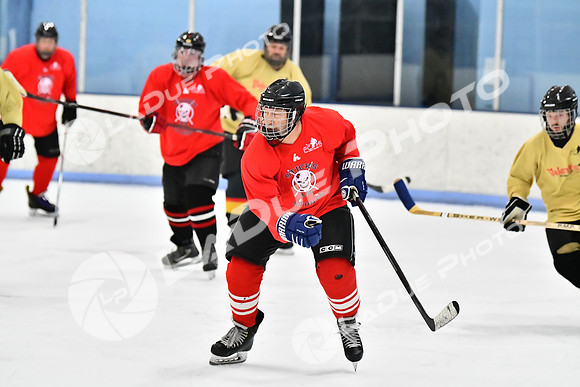 240228_FCHL_D_SticksStones_Valentes143