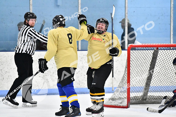 240228_FCHL_D_SticksStones_Valentes158